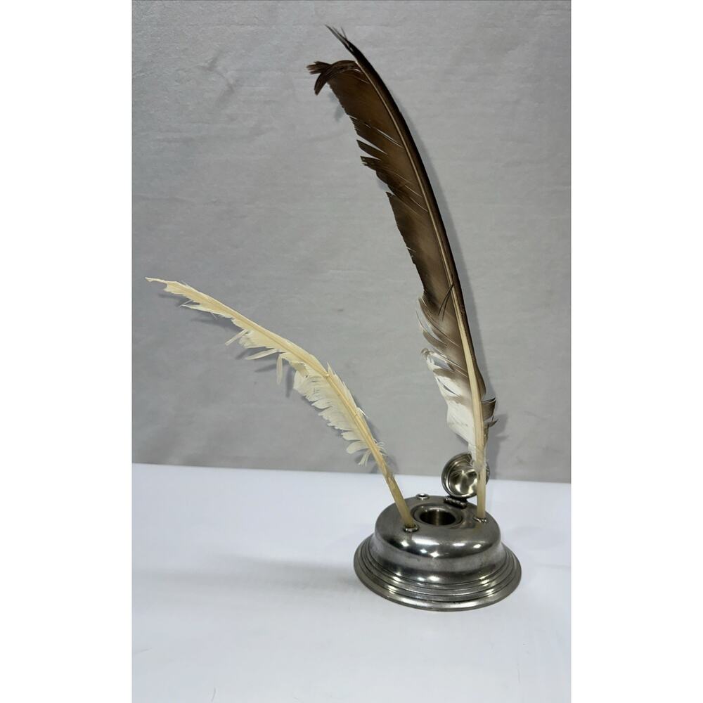 Vintage Stieff Pewter Inkwell Williamsburg With Feathers